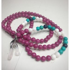 A chain for glasses made of fuchsia-colored stones with white and turquoise accessories.